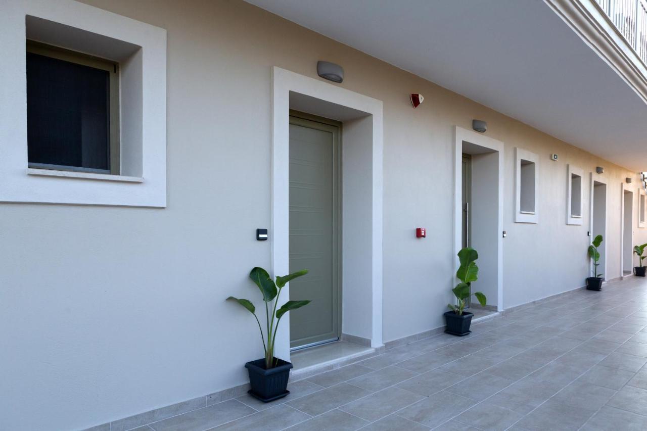 Sky View Suites Kefalonia Vovikes Екстер'єр фото