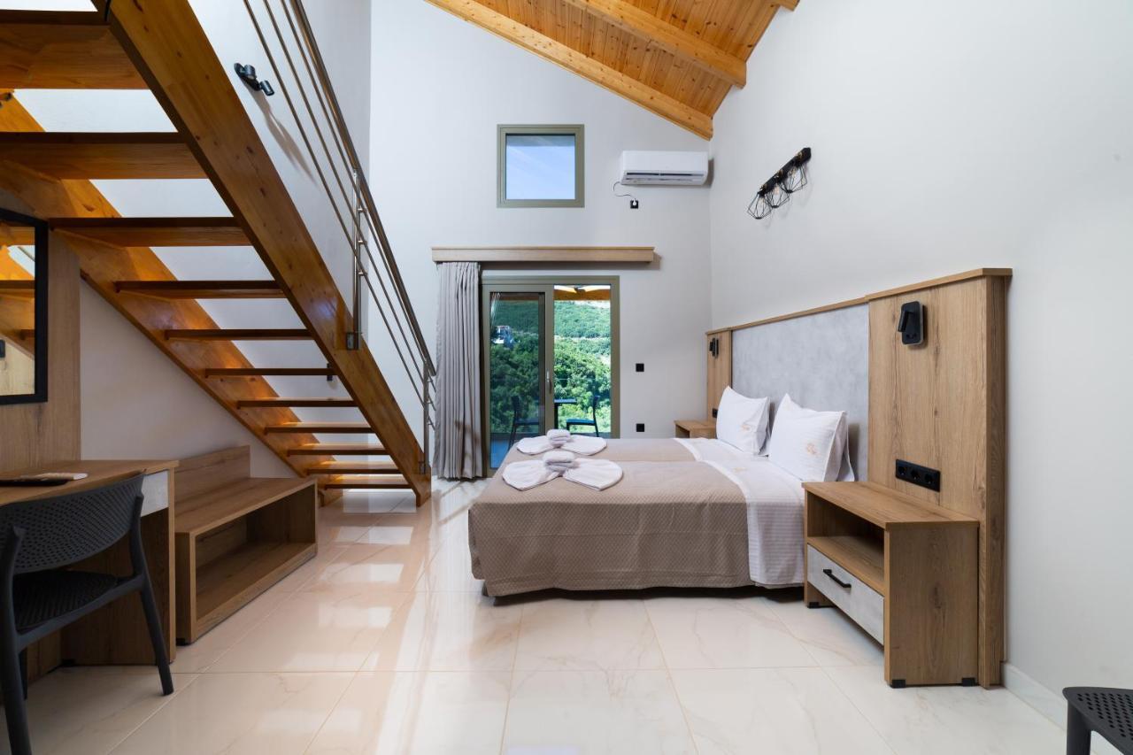 Sky View Suites Kefalonia Vovikes Екстер'єр фото