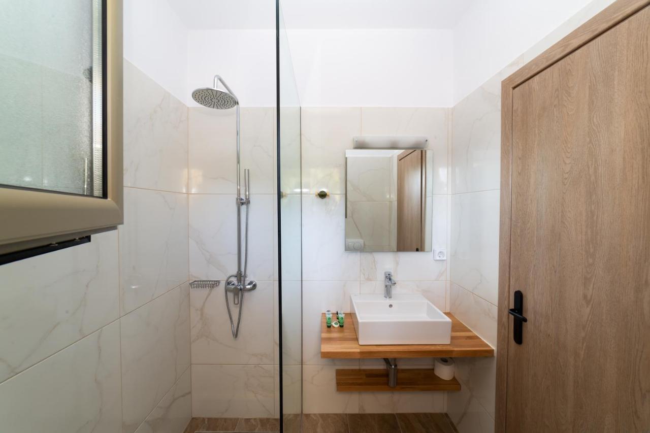 Sky View Suites Kefalonia Vovikes Екстер'єр фото