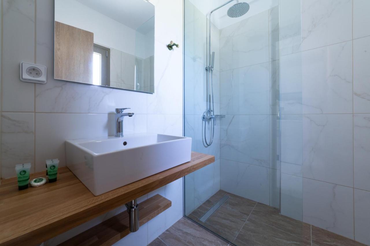 Sky View Suites Kefalonia Vovikes Екстер'єр фото